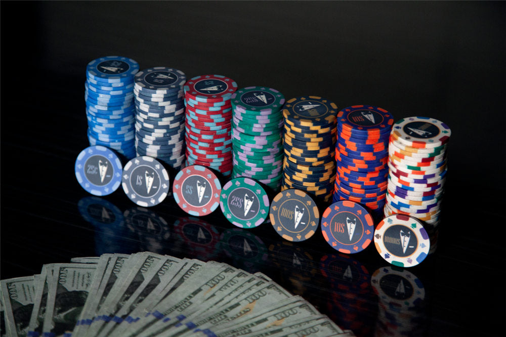 "Secret Agent" Poker Chipset